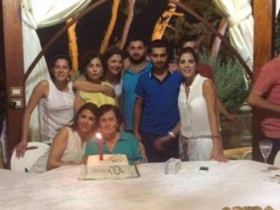 بالصور- ماجدة الرومي تحتفل بعيد ميلاد والدتها (2)