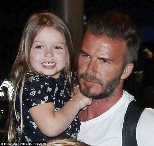 2ADE013C00000578-3175412-So_in_love_The_doting_dad_wrote_alongside_the_image_Hey_Pretty_L-a-15_1437950805565