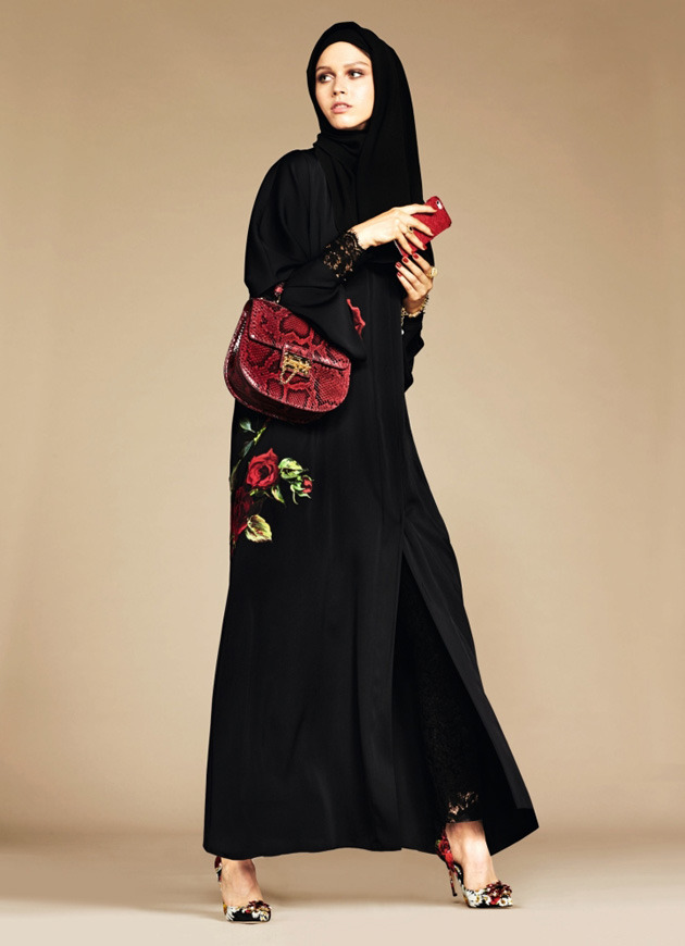 dolce_gabbana_release_first_ever_hijab_collection_07_1b8oe2q-1b8oe3f