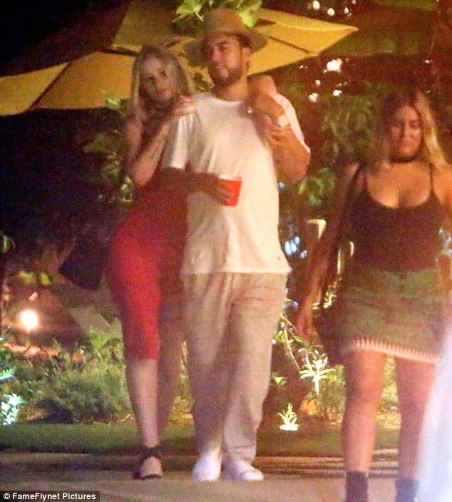 37B970EB00000578-3765689-image-m-67_1472581939378