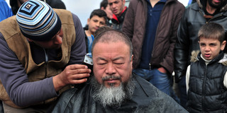 ai_weiwei_-_coiffeur_grece