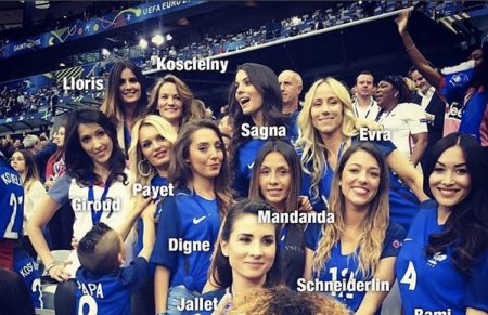 Euro-2016-les-femmes-des-Bleus-supportrices-de-choc-et-de-charme-!-Photos
