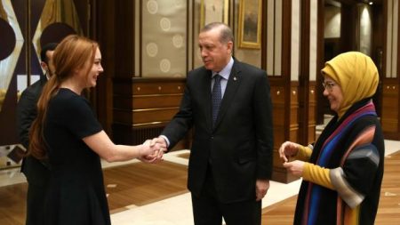 quand-lindsay-lohan-rencontre-erdogan