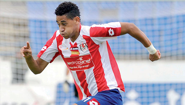 مراد باتنة، لاعب فريق الفتح الرباطي (برلمان.كوم)