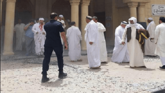 داعش تبنت تفجير مسجد الإمام الصادق بالكويت