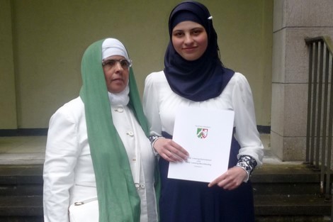 مريم رادْك تلميذة من أصول مغربية