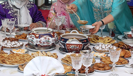 قائمة بأسوء العادات التي تفسد فوائد صيامك (برلمان.كوم)