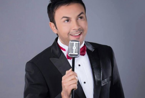 الفنان حاتم إدار