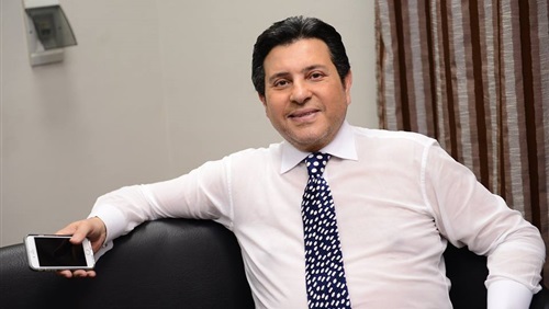 المطرب المصري هاني شاكر