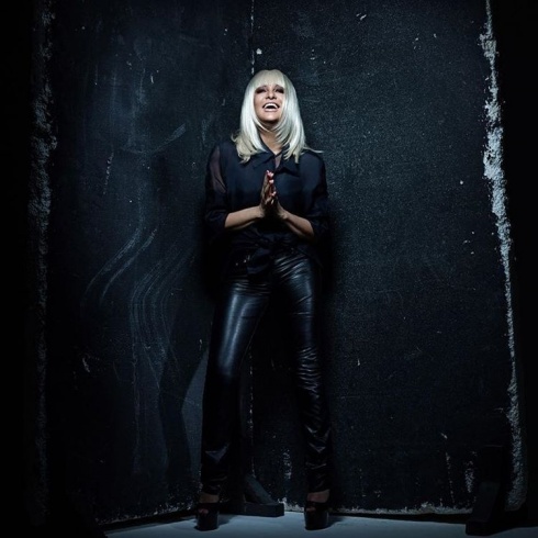 1473768243-274443-inarticlelarge