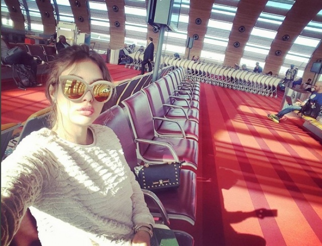 1476429143-489238-inarticlelarge