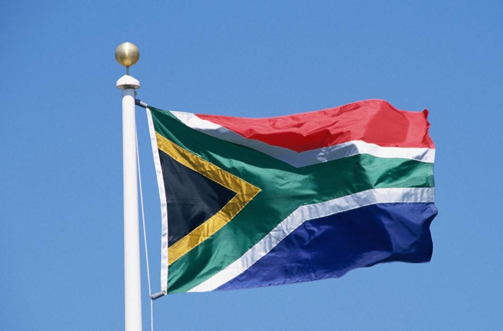 شاهد رئيسي أمام لجنة مادلانغا ينجو من محاولة اغتيال في جنوب إفريقيا 