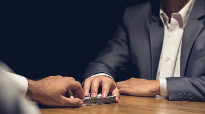 هيئة النزاهة تحذر: مؤشرات الفساد في المغرب تتراجع وتفعيل القوانين ما يزال ضعيفا